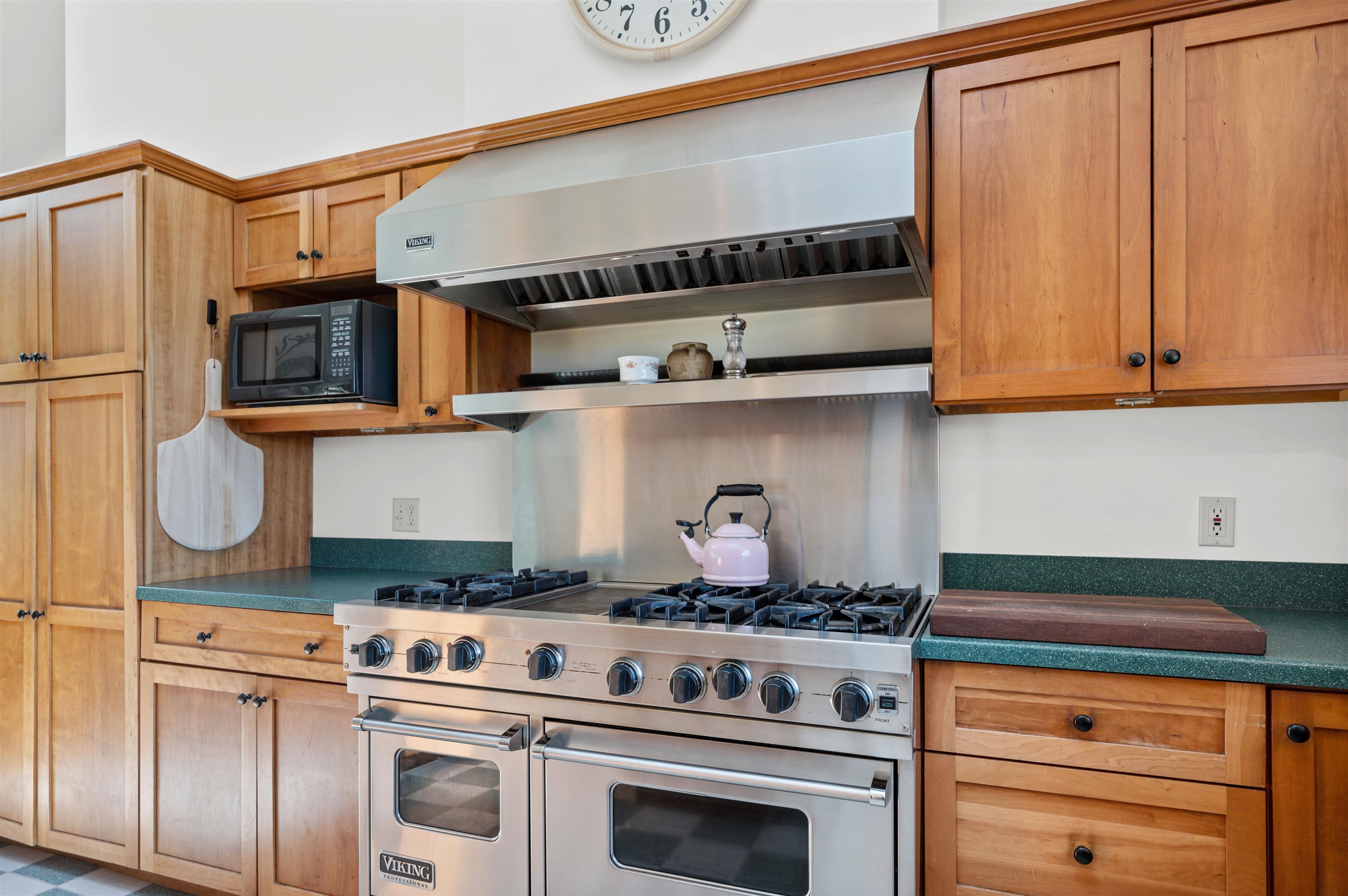 338 Johnson Road Marshfield, VT 05658 - Photo 6 of 45