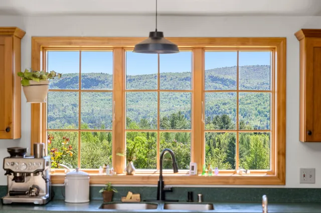 $975,000 | 338 Johnson Road, Marshfield, VT 05658