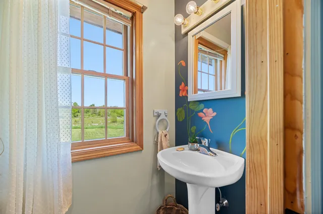 $975,000 | 338 Johnson Road, Marshfield, VT 05658