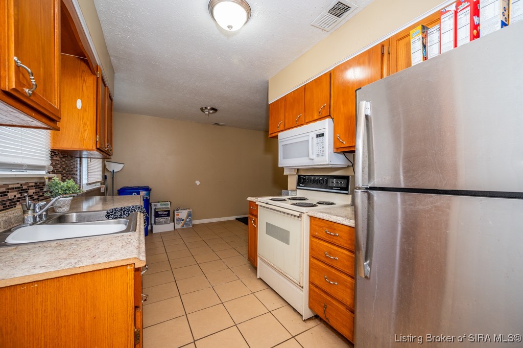 1509 Thames Drive Clarksville, IN 47129 - Photo 8 of 28 Gallery Image 8