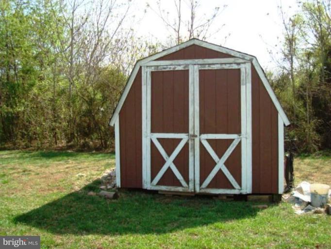 737 Doctors Road Louisa, VA 23093 - Photo 4 of 5 Shed