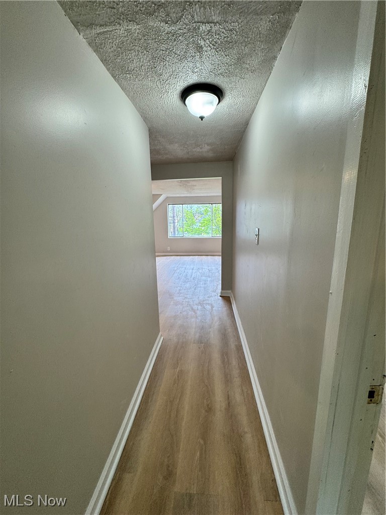 789 Wayside Road Cleveland, OH 44110 - Photo 42 of 48 Hallway