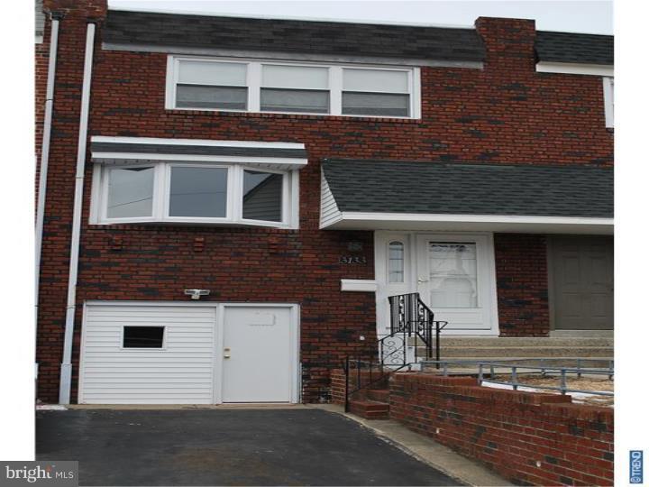 3133 Holly Road Philadelphia, PA 19154 - Photo 6 of 17