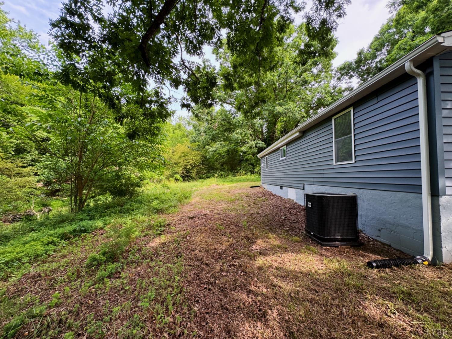 85 Dearborn Road Evington, VA 24550 - Photo 8 of 10 Gallery Image 8