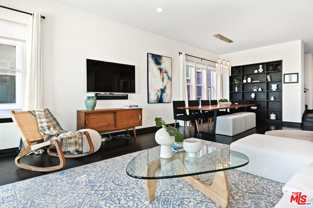 1343 Palisades Beach Road Santa Monica, CA 90401 - Photo 13 of 52