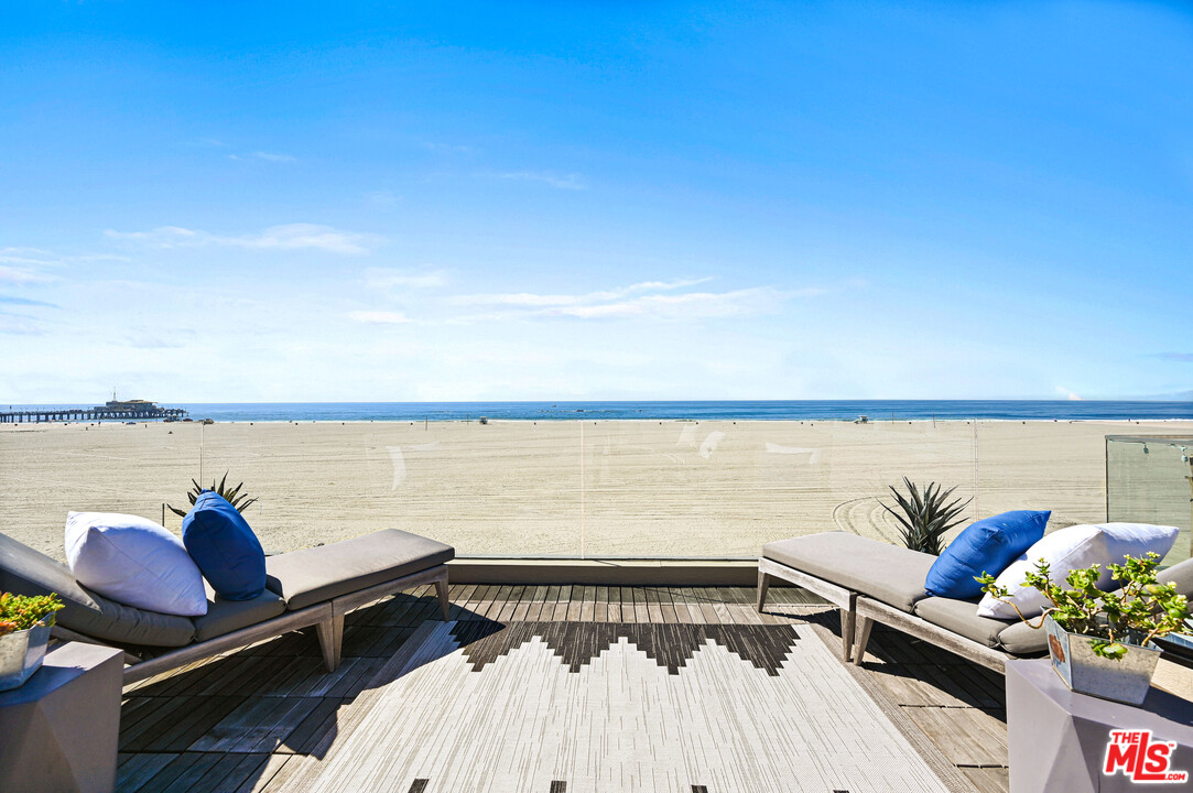 1343 Palisades Beach Road Santa Monica, CA 90401 - Photo 19 of 52