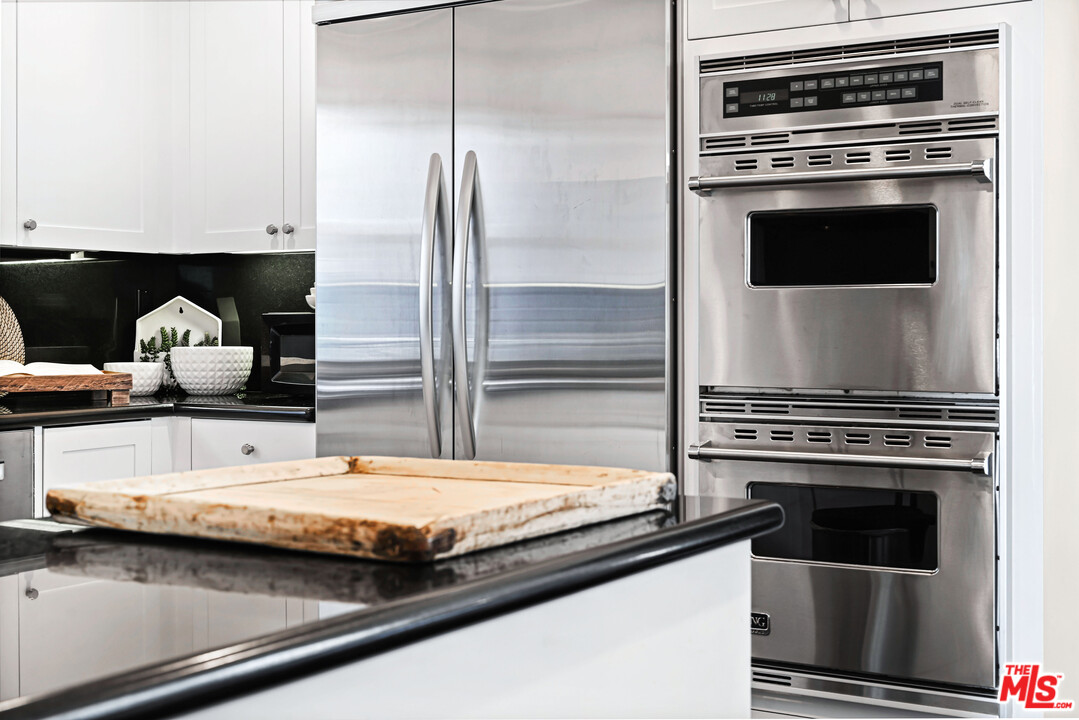 1343 Palisades Beach Road Santa Monica, CA 90401 - Photo 43 of 52