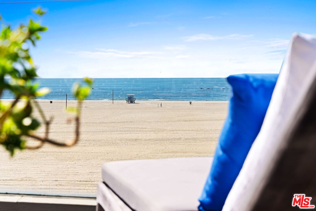 1343 Palisades Beach Road Santa Monica, CA 90401 - Photo 49 of 52