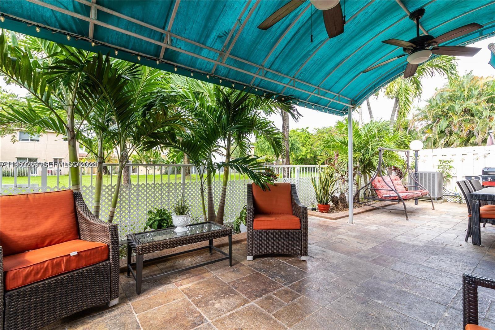 16453 Southwest 97th Street Miami, FL 33196 - Photo 2 of 13