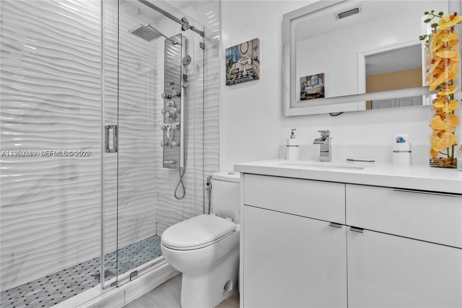 16453 Southwest 97th Street Miami, FL 33196 - Photo 9 of 13