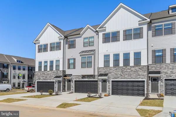 $2,900 | 421 Ensemble Way, Frederick, MD 21701