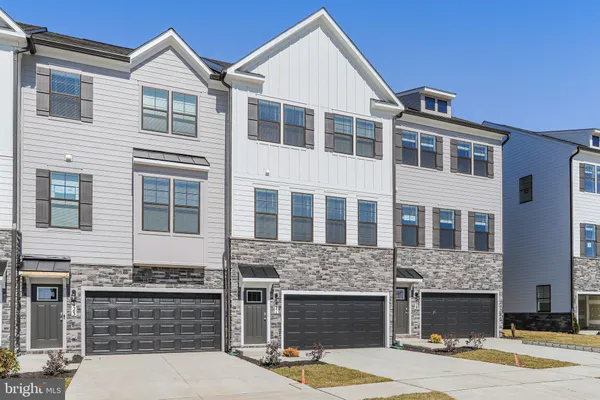 $2,900 | 421 Ensemble Way, Frederick, MD 21701