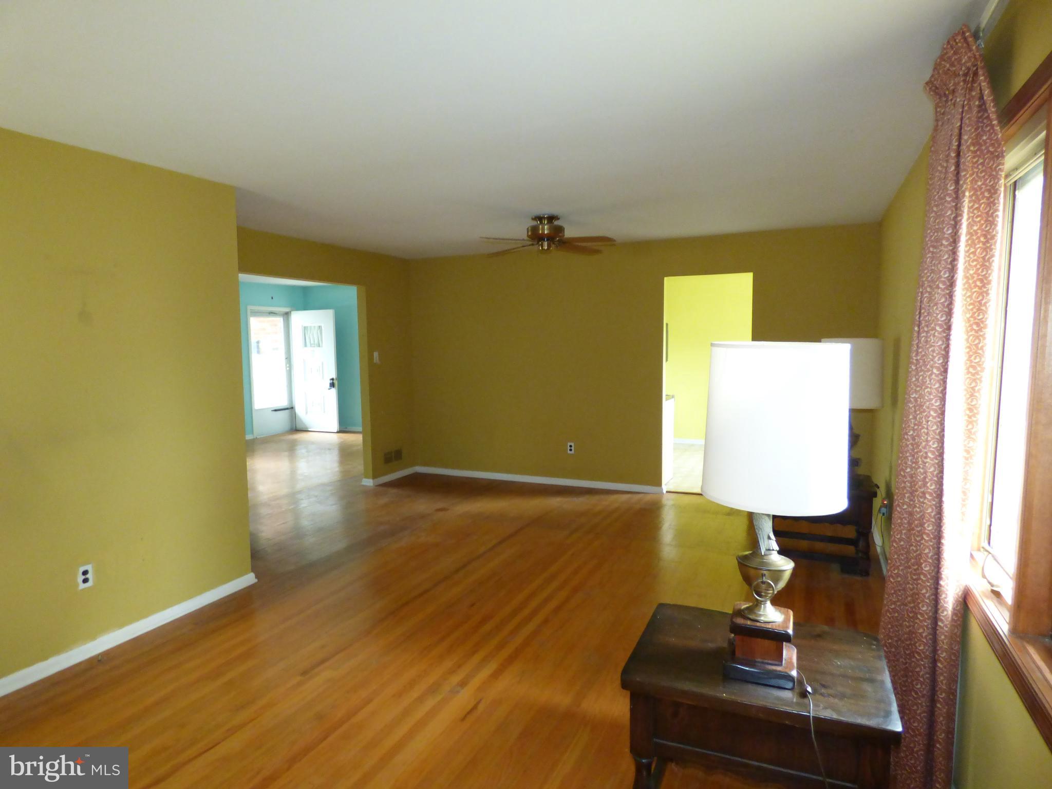 543 Cassingham Road Fairless Hills, PA 19030 - Photo 10 of 17 Family Room