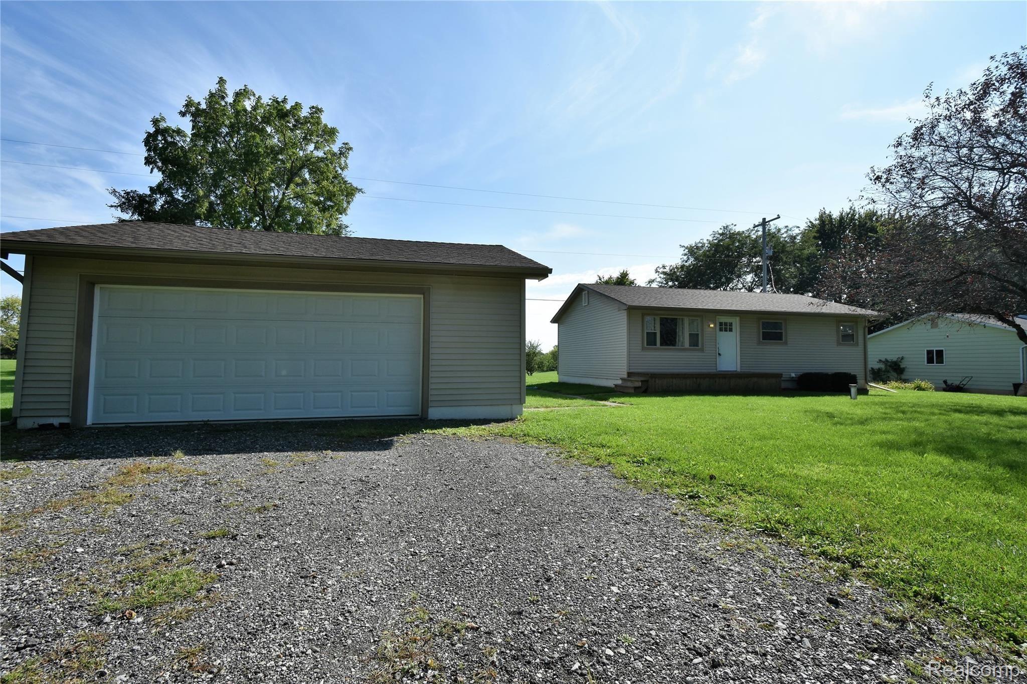 11107 Ray Road Gaines, MI 48436 - Photo 26 of 26 DSC_4578.JPG