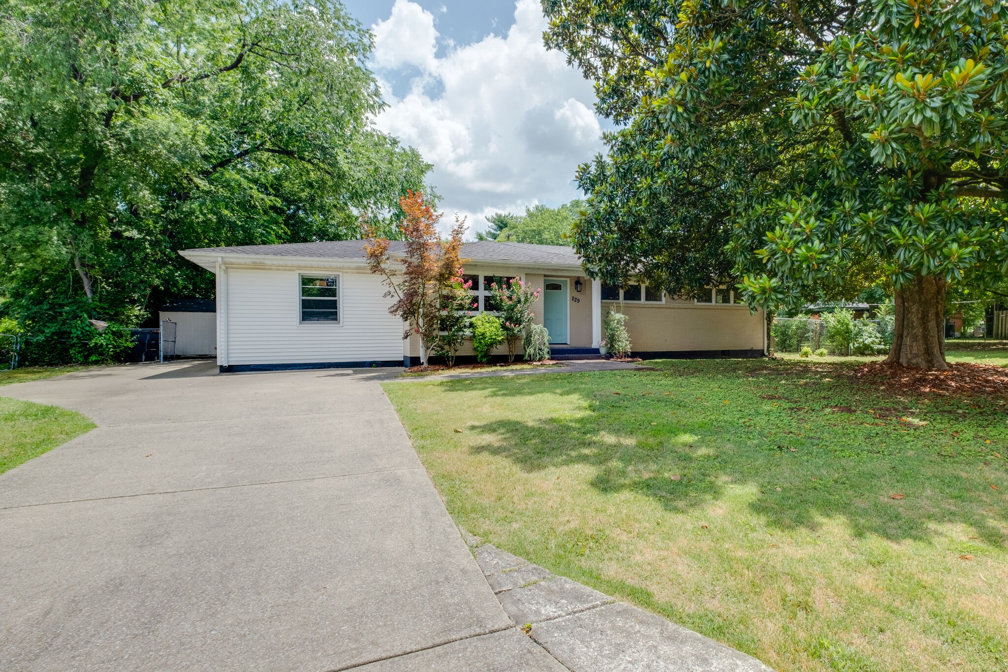 229 Theodore Road Nashville, TN 37214 - Photo 3 of 29 Gallery Image 3