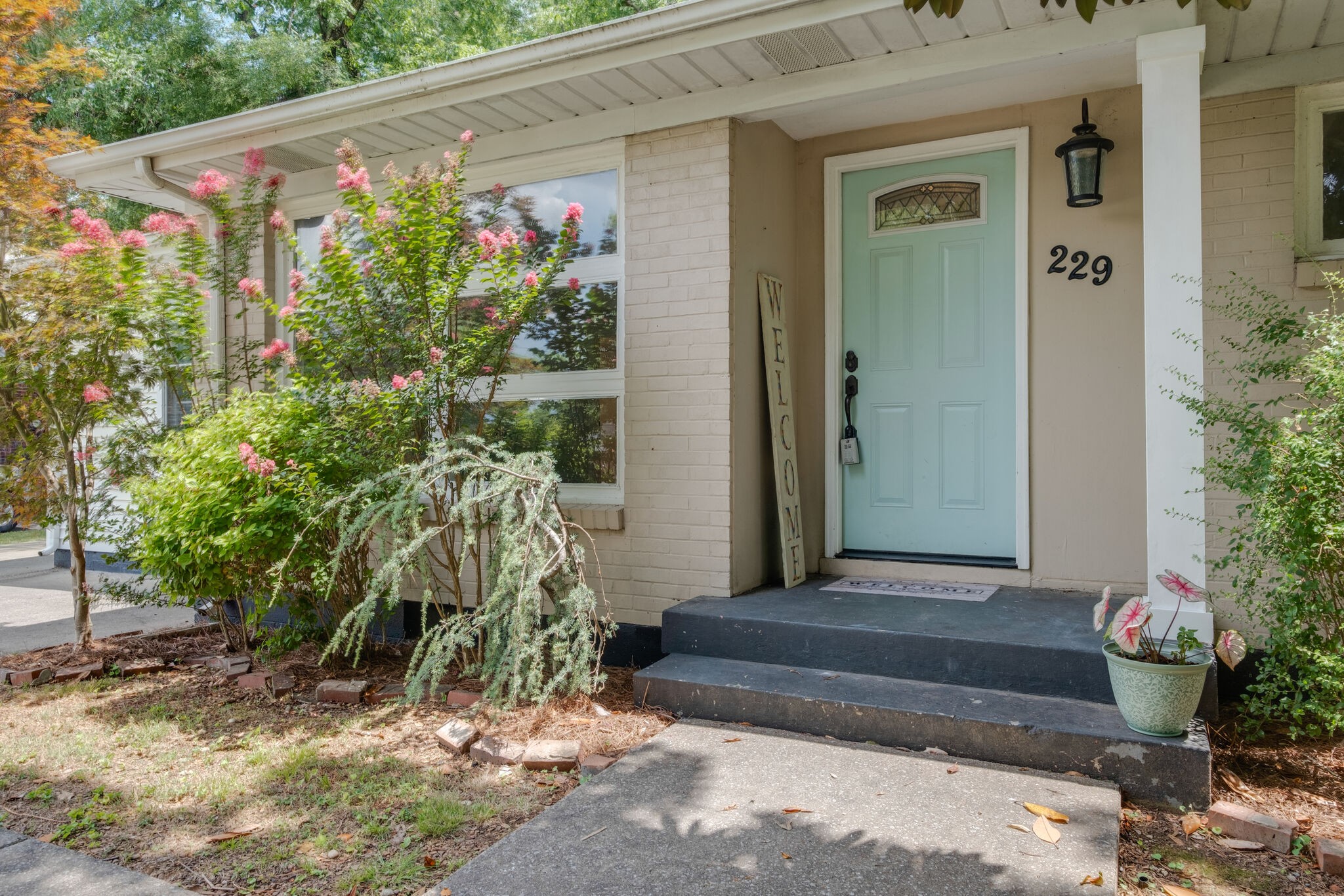 229 Theodore Road Nashville, TN 37214 - Photo 4 of 29 Gallery Image 4