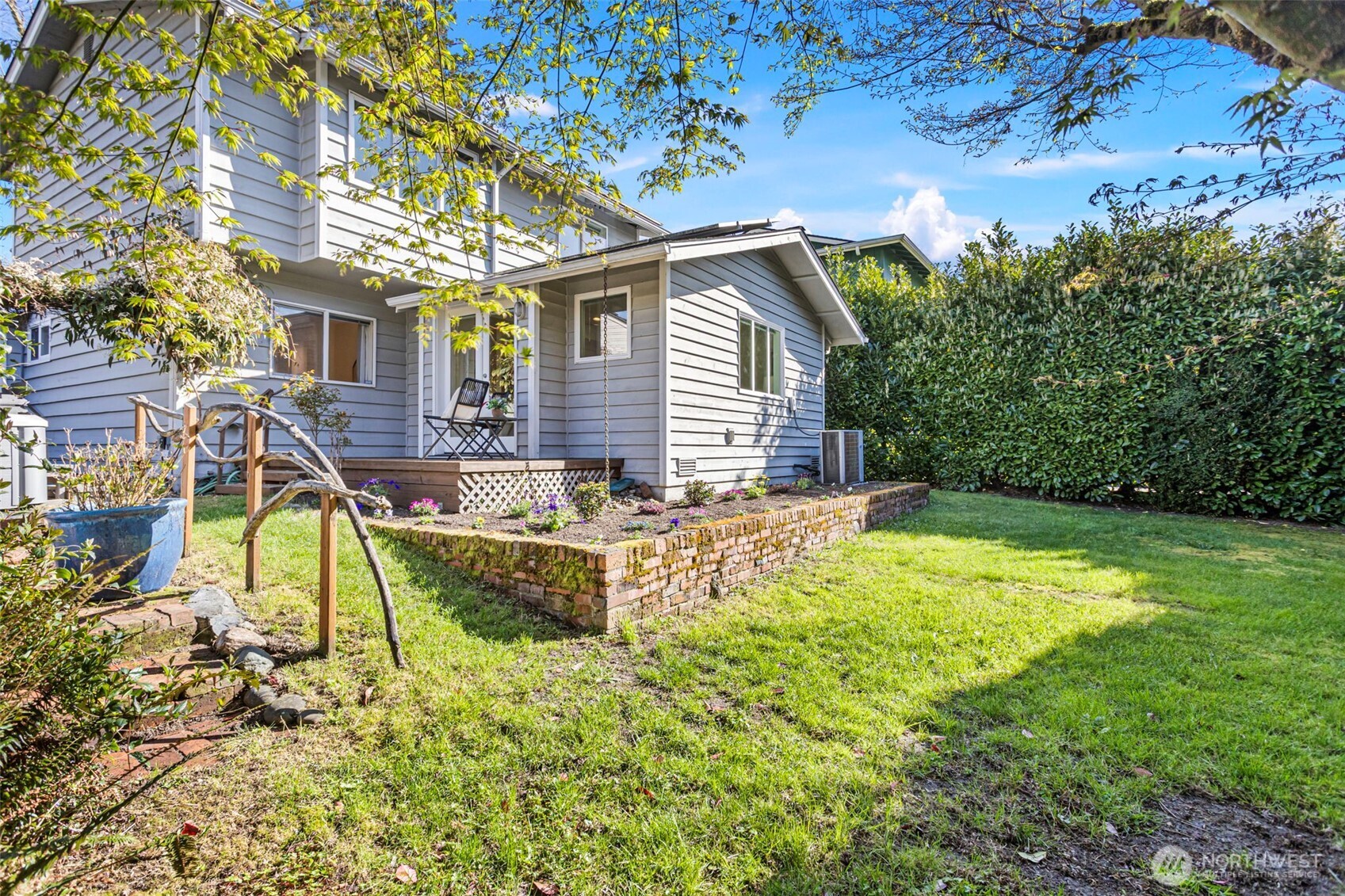 3813 Northeast 70th Street Seattle, WA 98115 - Photo 35 of 40