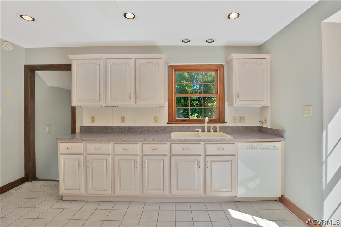 3321 Winterfield Road Midlothian, VA 23113 - Photo 15 of 38 Gallery Image 15