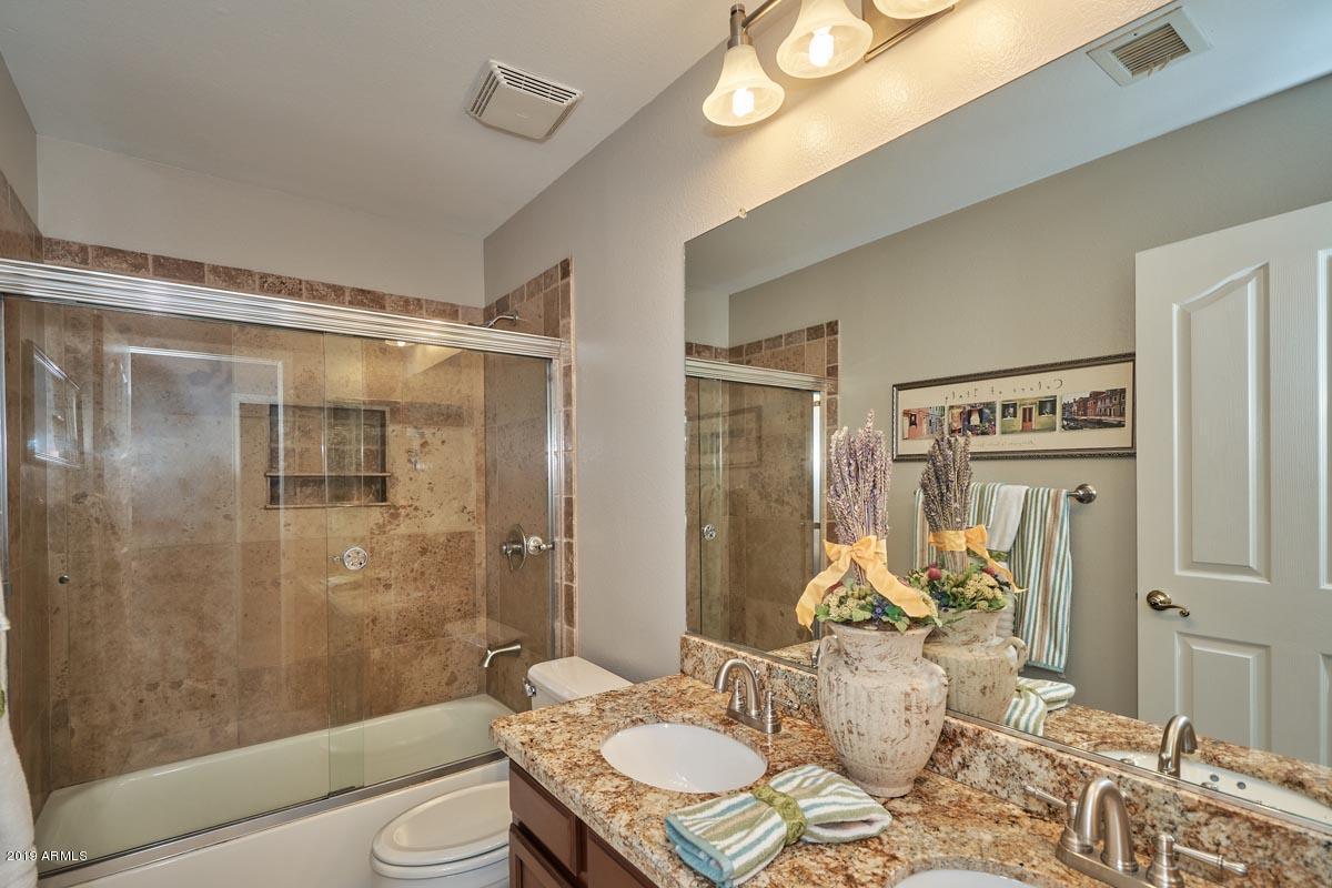 814 East Desert Trumpet Road Phoenix, AZ 85048 - Photo 34 of 83 Hall Bath