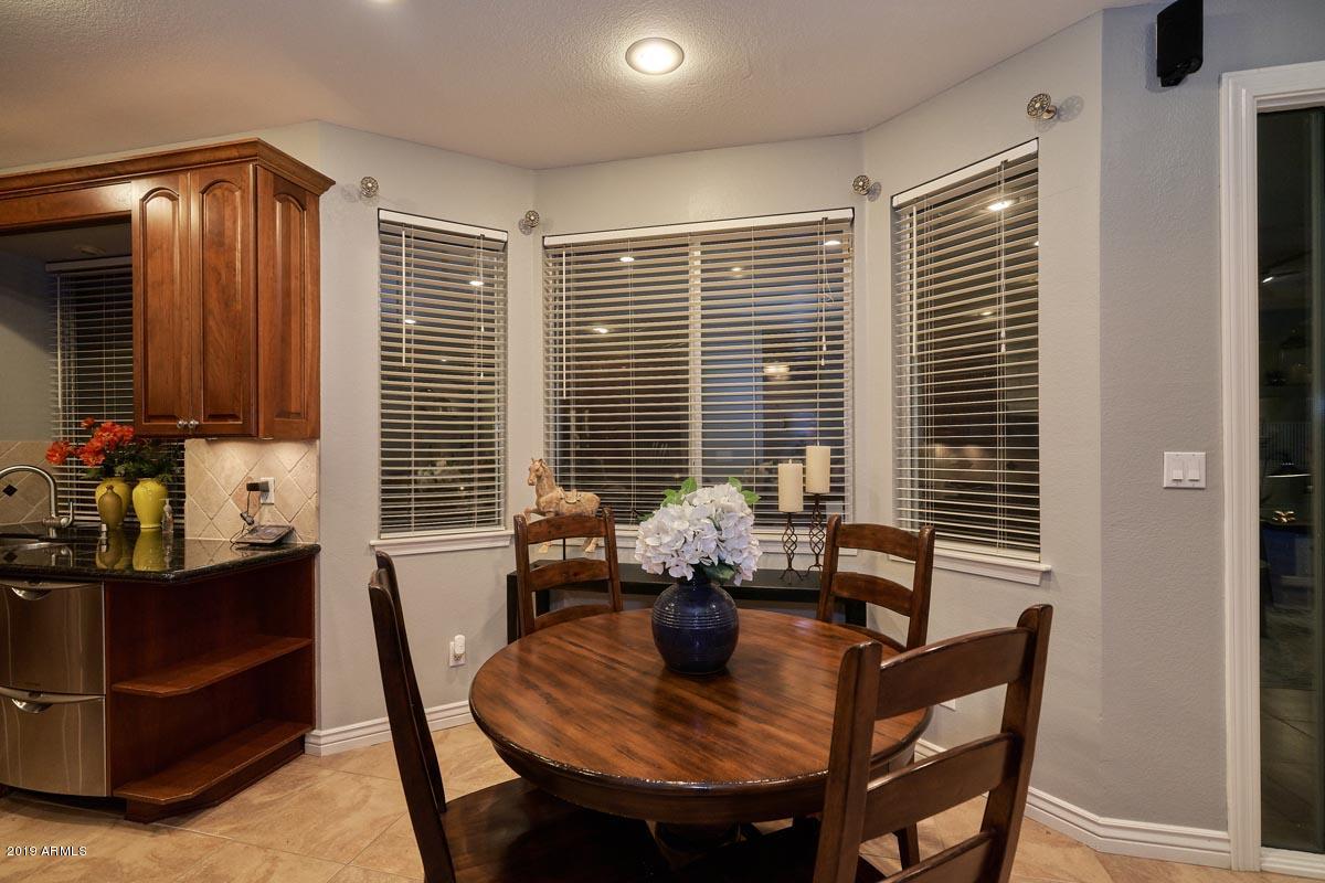 Night Breakfast Nook