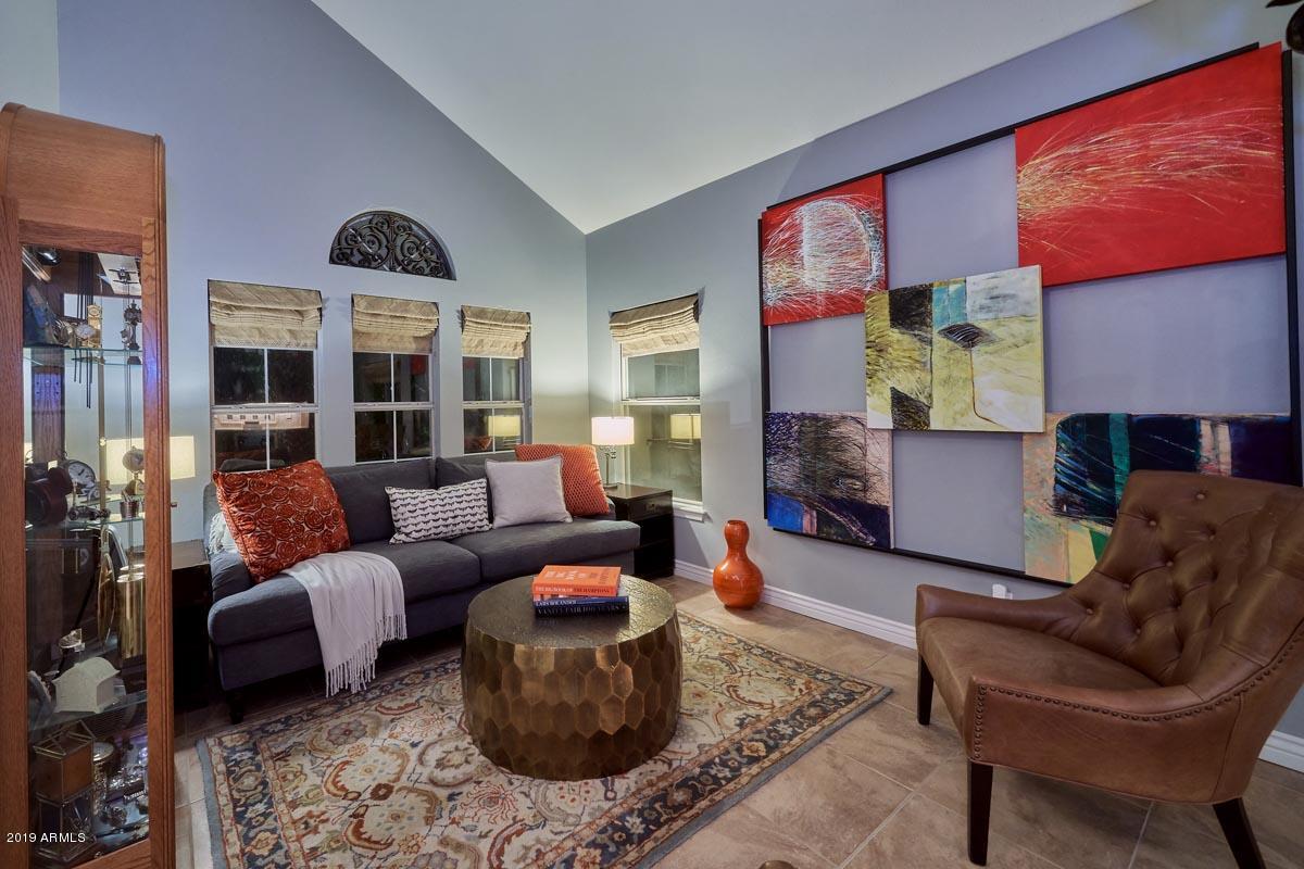 814 East Desert Trumpet Road Phoenix, AZ 85048 - Photo 10 of 83 Night Living Room