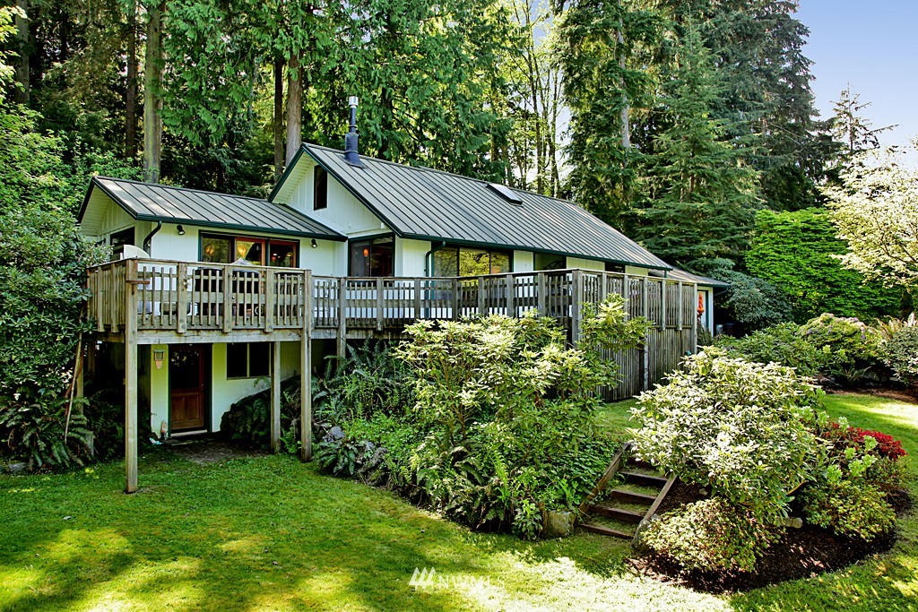 4184 Sandy Point Road Langley, WA 98260 - Photo 1 of 25 Gallery Image 1