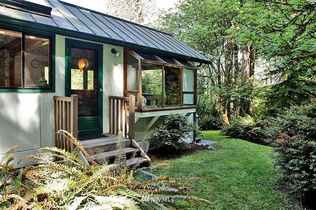 4184 Sandy Point Road Langley, WA 98260 - Photo 21 of 25 Gallery Image 21