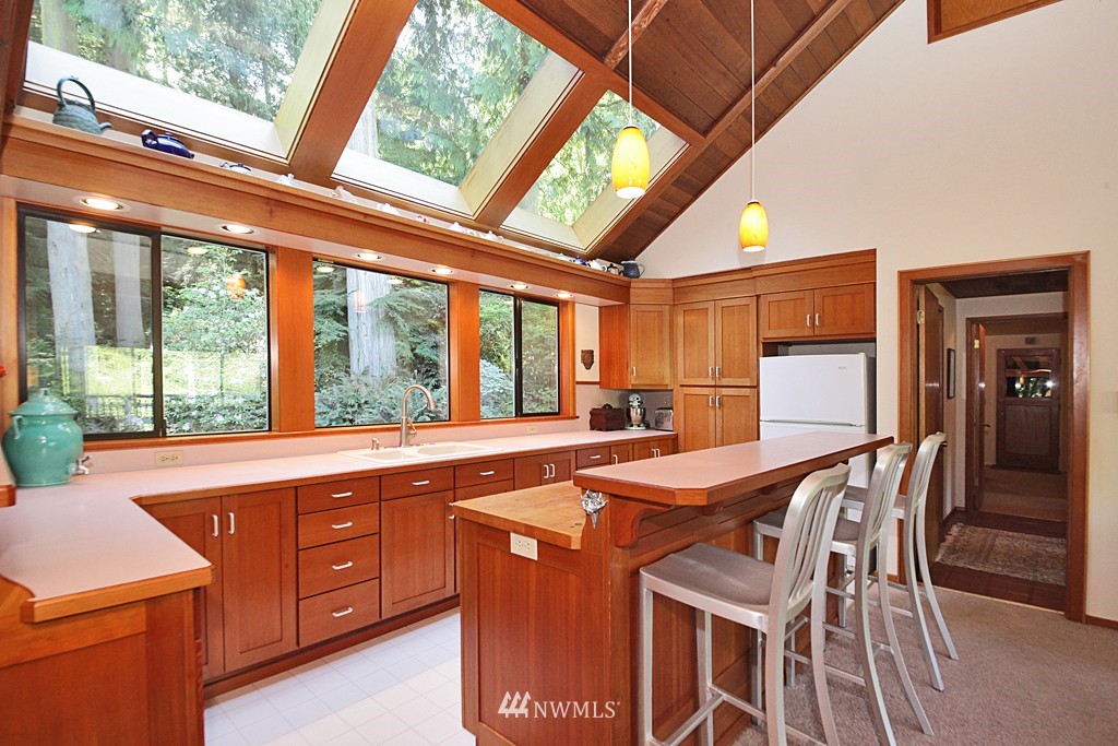 4184 Sandy Point Road Langley, WA 98260 - Photo 6 of 25 Gallery Image 6