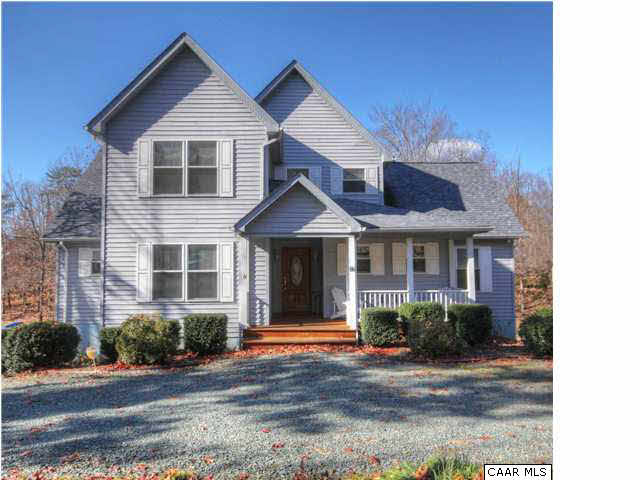 27 Tanglewood Road Palmyra, VA 22963 - Photo 18 of 23 Circular Drive for Added Parking, Garage, Easy Walk To Main Beach-Clubhouse-Playground-Tennis-Pool