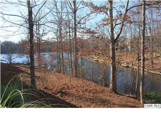 27 Tanglewood Road Palmyra, VA 22963 - Photo 20 of 23 Terraced Walk To Water - Easy Walk - Immediate Access Onto Mail Lake!