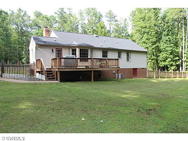 4195 Hopewell Road New Kent, VA 23124 - Photo 3 of 24 Gallery Image 3
