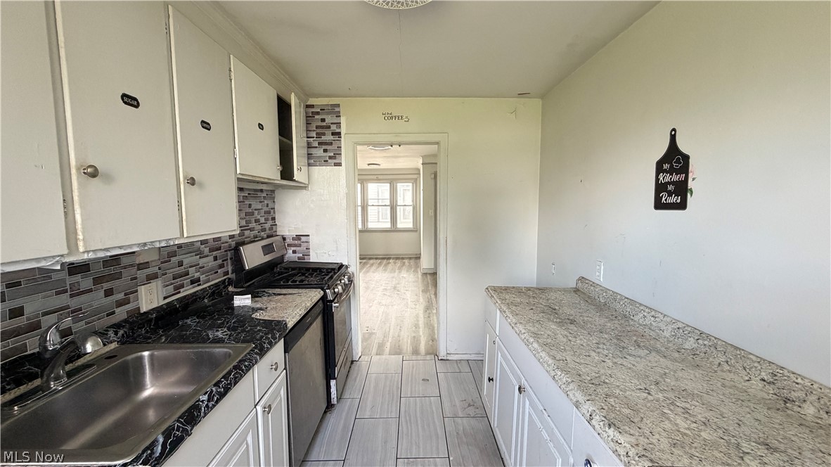 14901 Milverton Road Cleveland, OH 44120 - Photo 8 of 16 Gallery Image 8