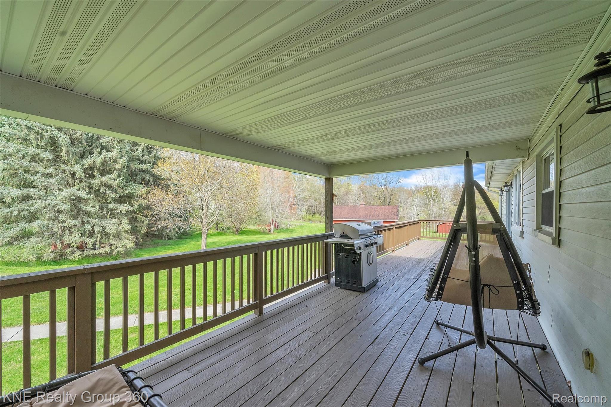 20470 Barton Road Pinckney, MI 48169 - Photo 25 of 35 20470 Barton Rd-Windowstill Real Estate Photography-44.jpg