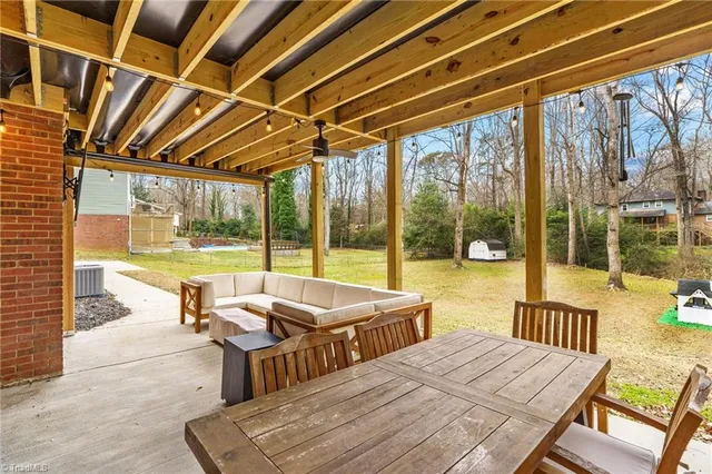 $349,500 | 326 Camelot Drive, Salisbury, NC 28144