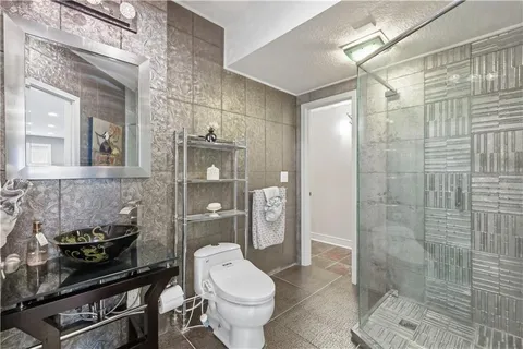 $795,000 | 15505 Canterbury Street, Overland Park, KS 66224