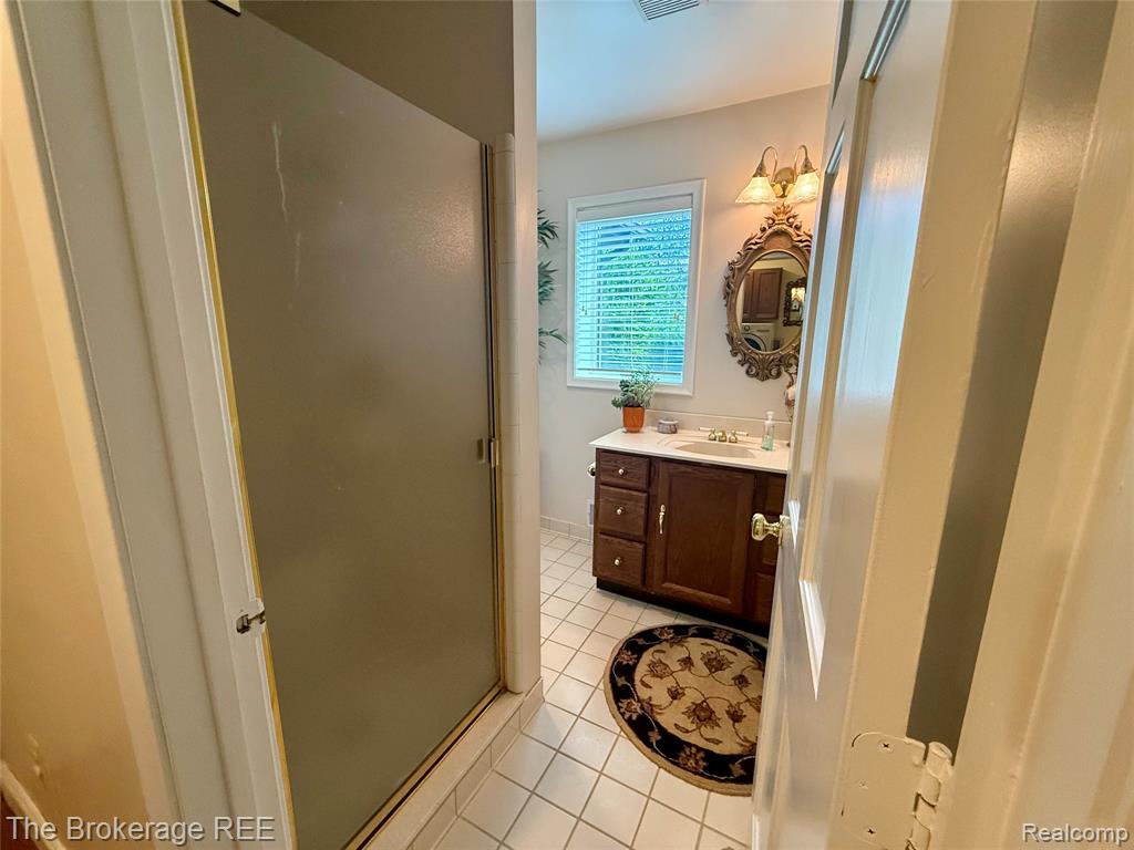 12088 Pinebrook Lane South Lyon, MI 48178 - Photo 27 of 73