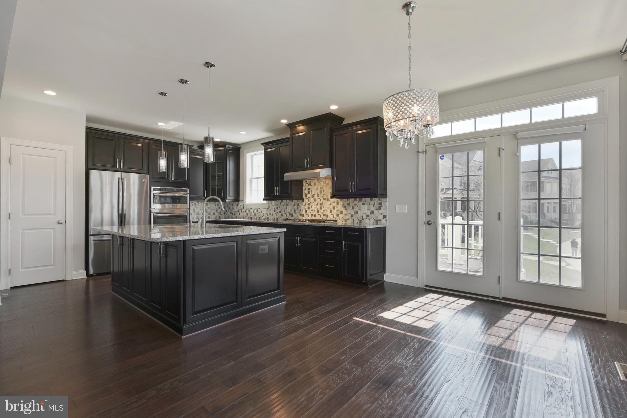 43059 Old Ryan Road Ashburn, VA 20148 - Photo 14 of 60 Kitchen & Breakfast Room