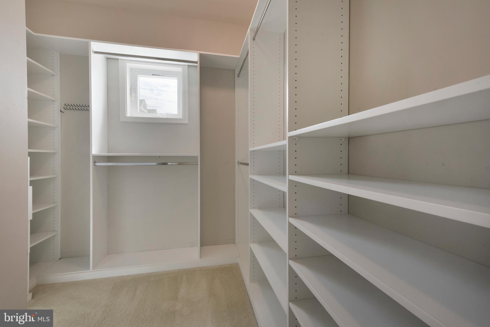 43059 Old Ryan Road Ashburn, VA 20148 - Photo 29 of 60 Primary Walk In Closet 1