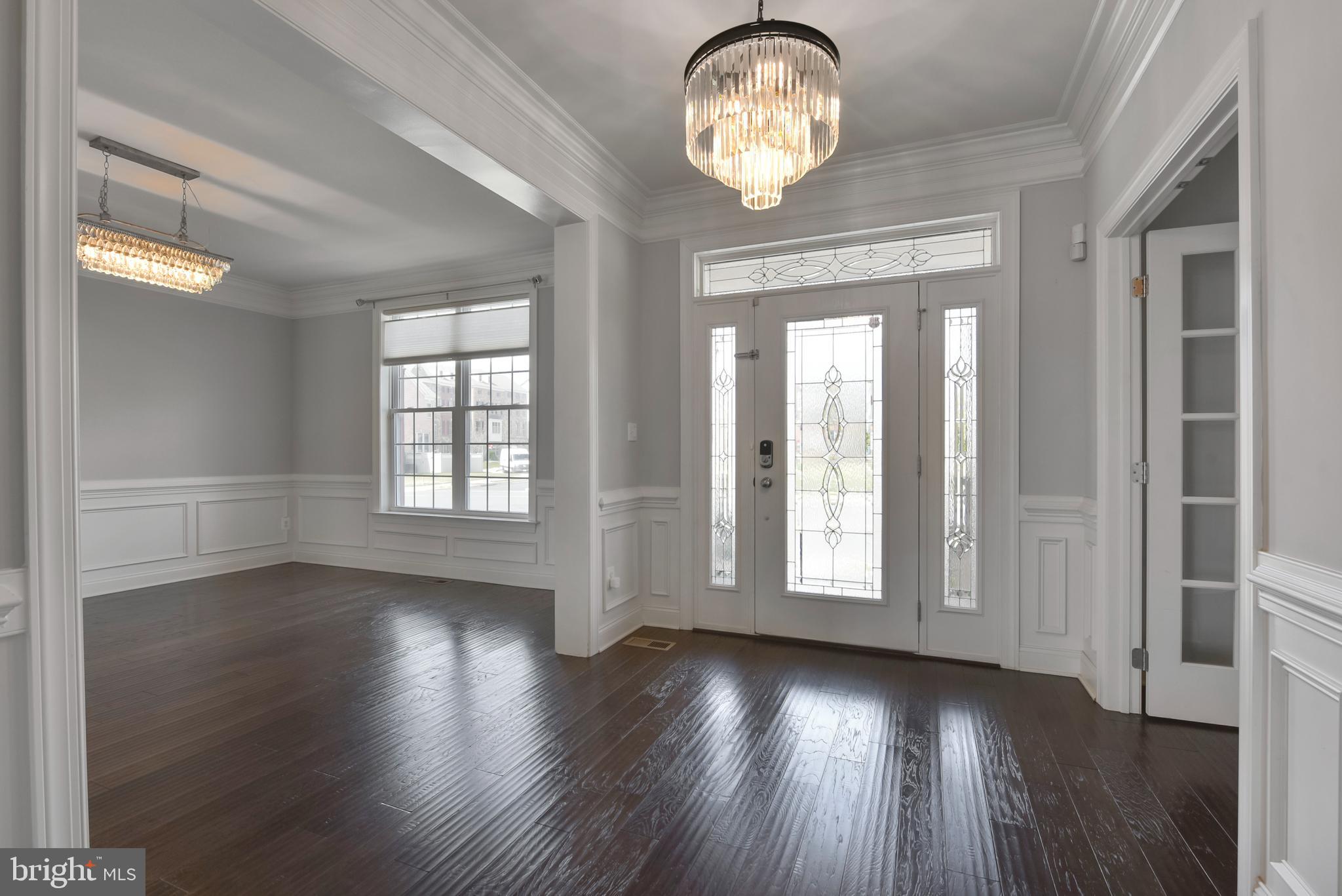 43059 Old Ryan Road Ashburn, VA 20148 - Photo 3 of 60 Foyer
