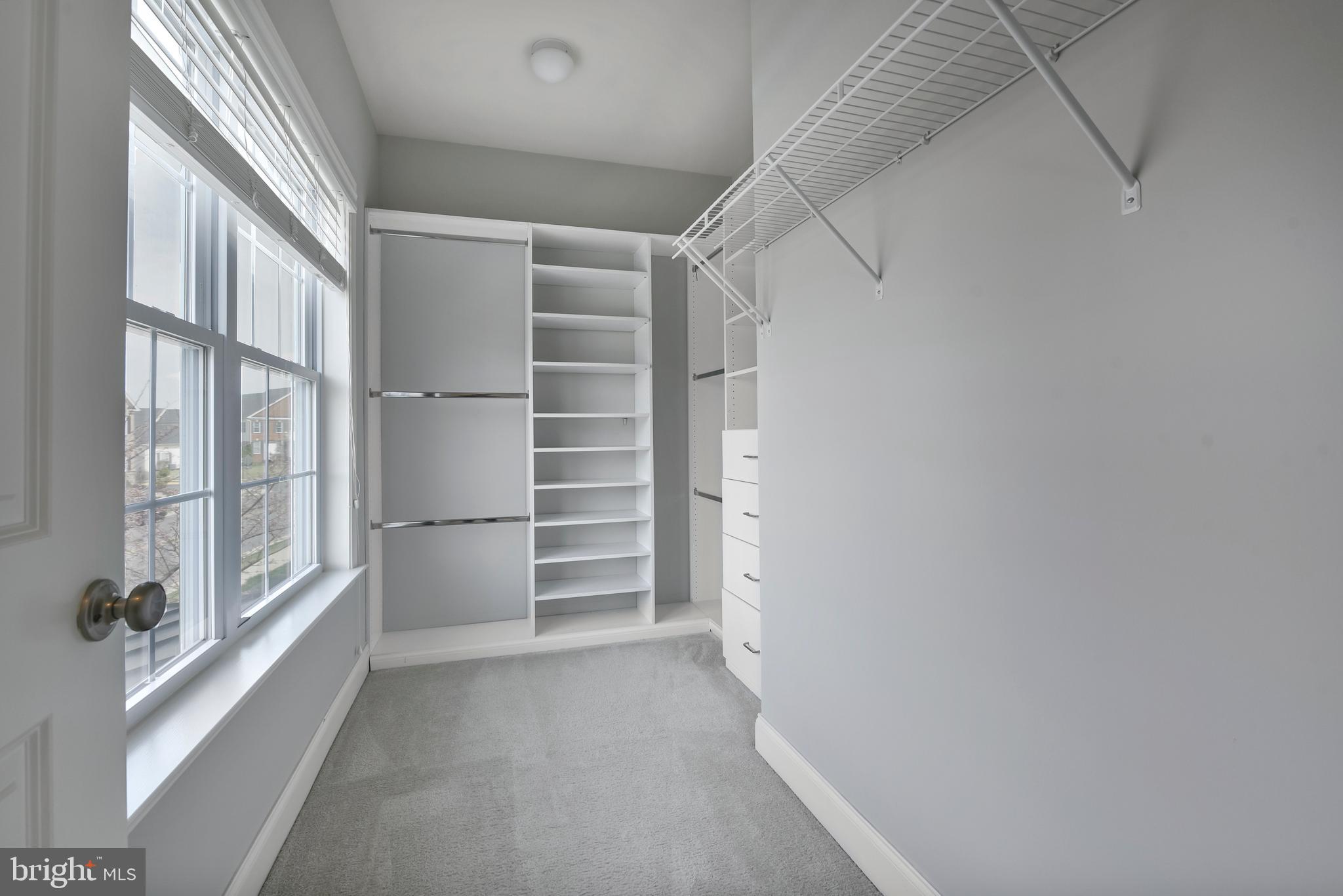 43059 Old Ryan Road Ashburn, VA 20148 - Photo 34 of 60 Bedroom 2 _ Walk In