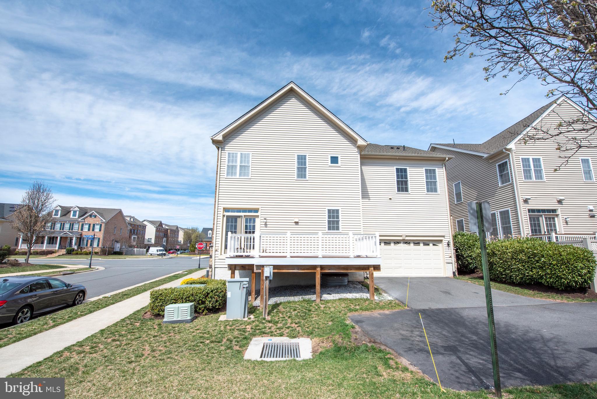 43059 Old Ryan Road Ashburn, VA 20148 - Photo 47 of 60 Exterior Rear