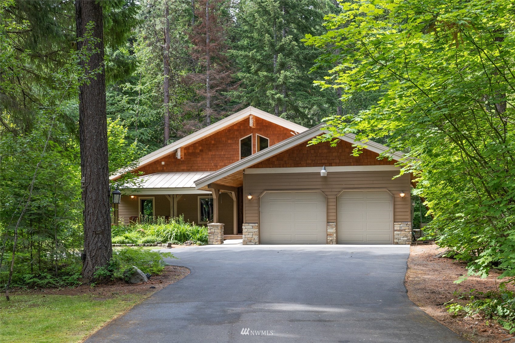 7040 Westside Road Cle Elum, WA 98922 - Photo 1 of 40 Gallery Image 1
