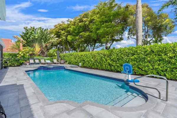 $949,000 | 7476 Brunswick Circle, Boynton Beach, FL 33472