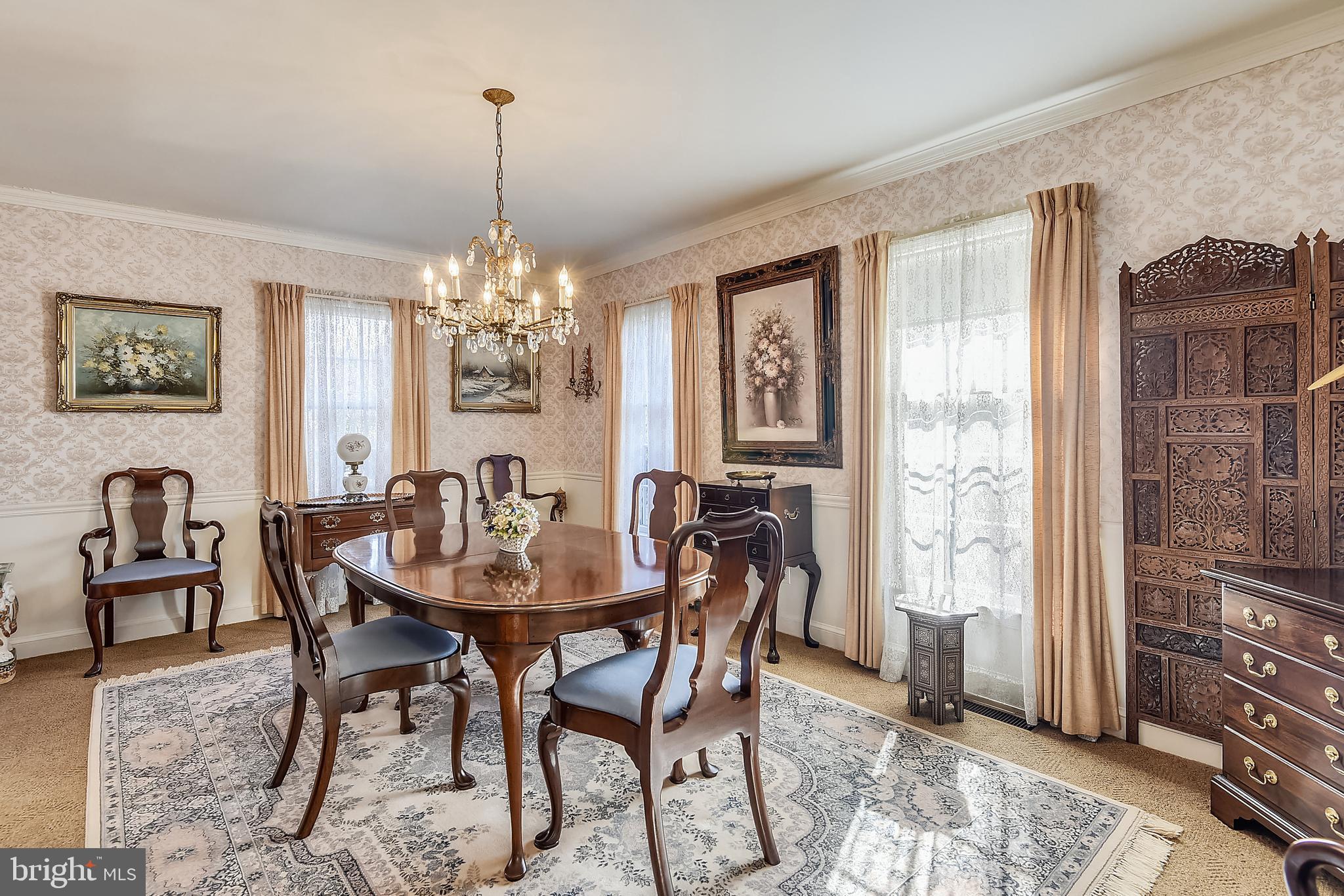 1301 South Glebe Road Arlington, VA 22204 - Photo 8 of 28 Dining Room