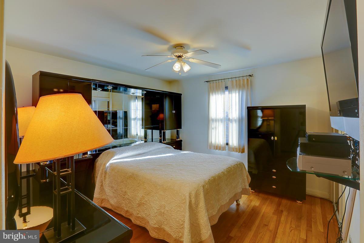 6815 Westridge Road Baltimore, MD 21207 - Photo 17 of 30 Bedroom (Master)