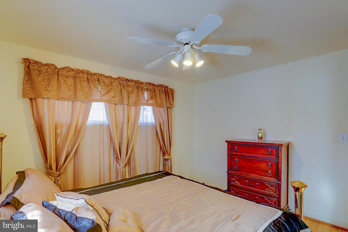 6815 Westridge Road Baltimore, MD 21207 - Photo 24 of 30 Bedroom