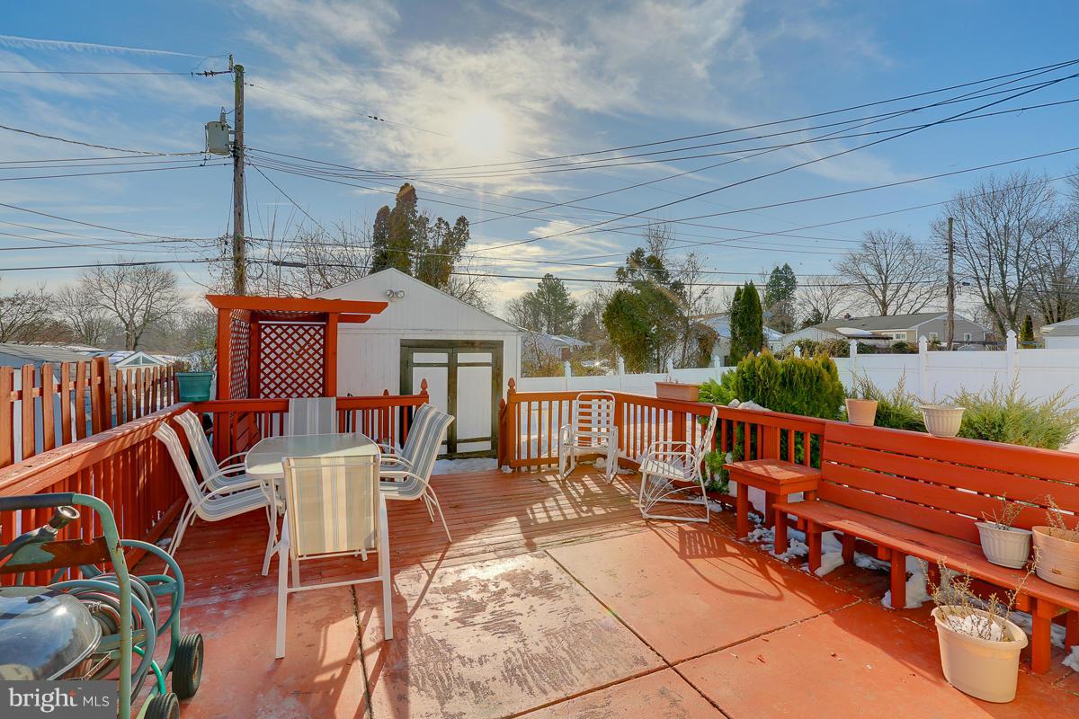 6815 Westridge Road Baltimore, MD 21207 - Photo 6 of 30 Exterior (Rear)