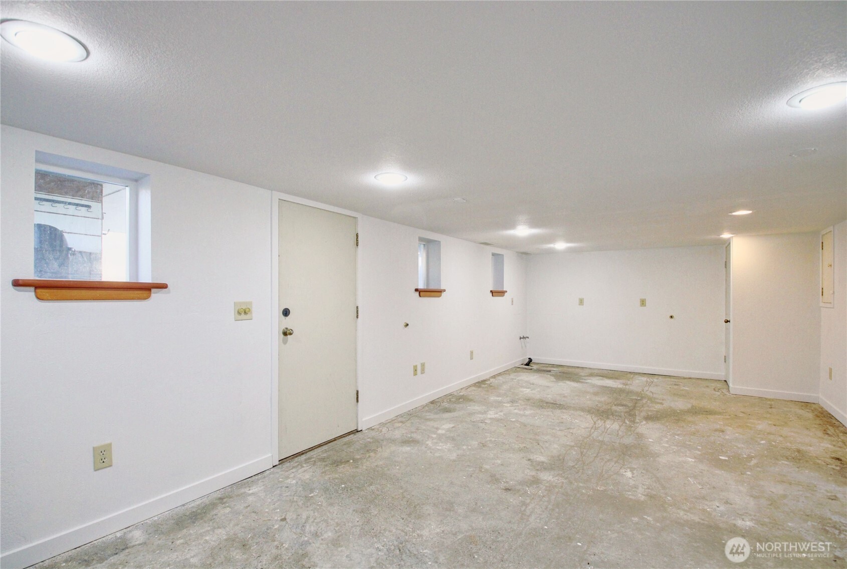 18122 Best Road Mount Vernon, WA 98273 - Photo 38 of 40 a view of an empty room