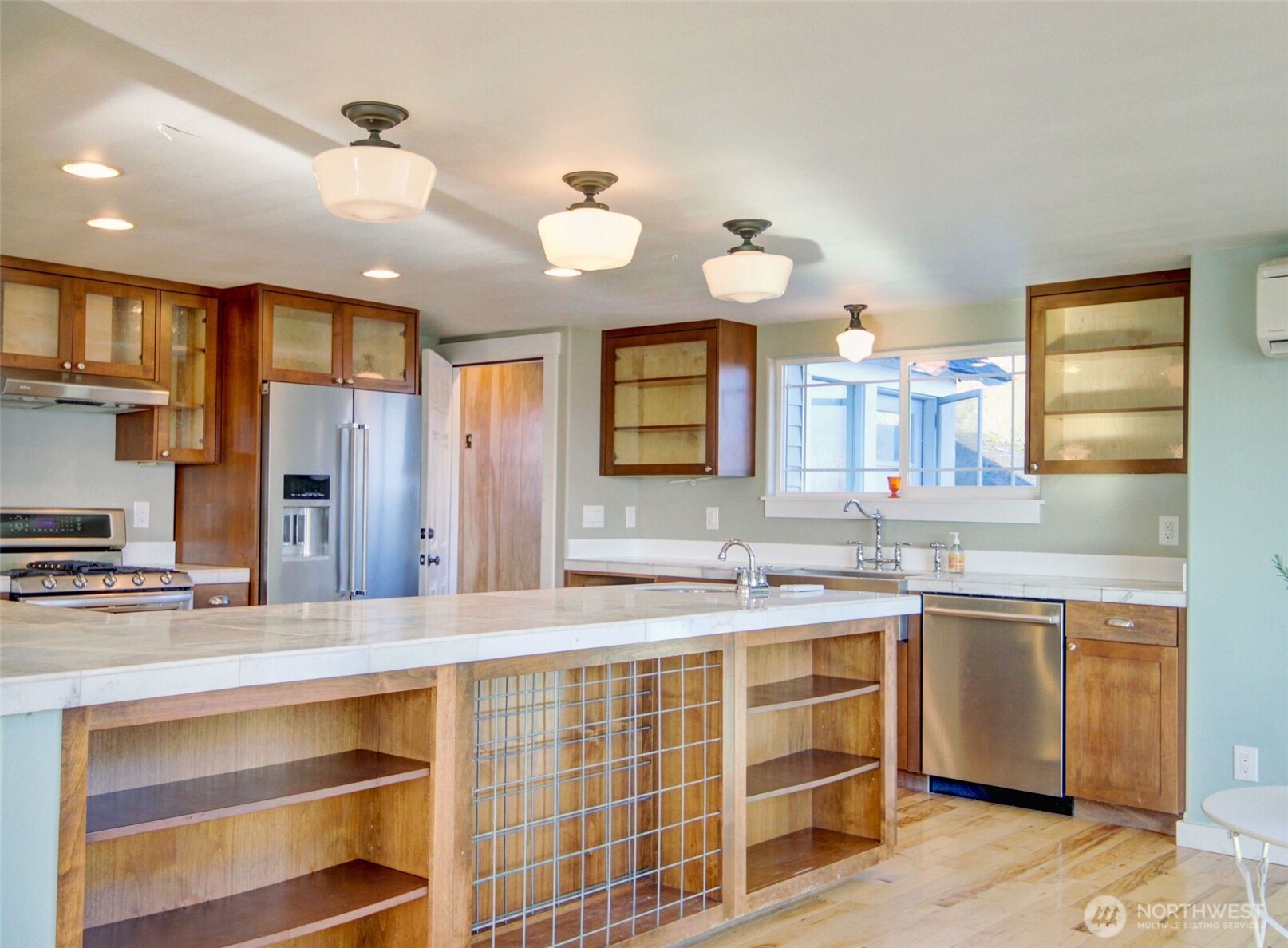 18122 Best Road Mount Vernon, WA 98273 - Photo 5 of 40 a bathroom with a double vanity sink and a mirror