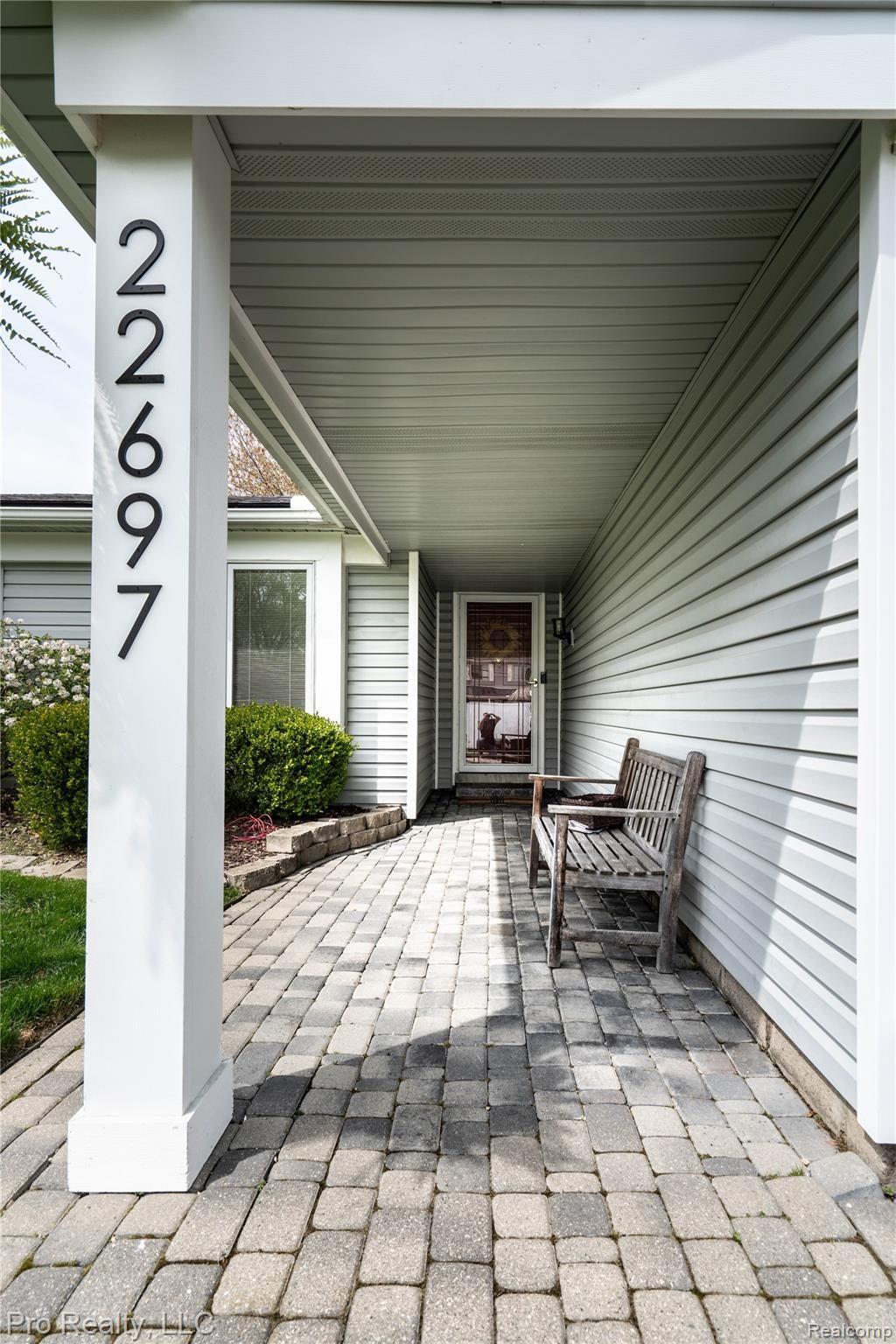 22697 Shadowpine Way Novi, MI 48375 - Photo 2 of 24 Front porch